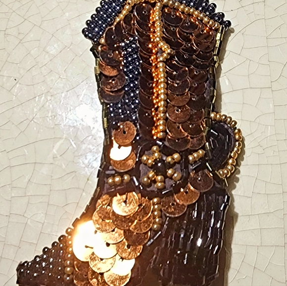 Brown and black sequins and seed beaded Cowgirl/boy boot brooch Texas, ranch - Picture 2 of 9
